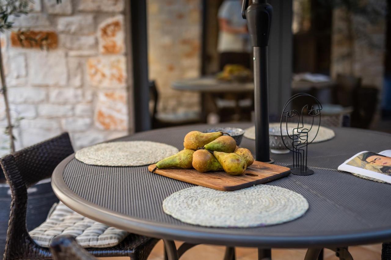Grota Premium Apartment & Room Porec Esterno foto