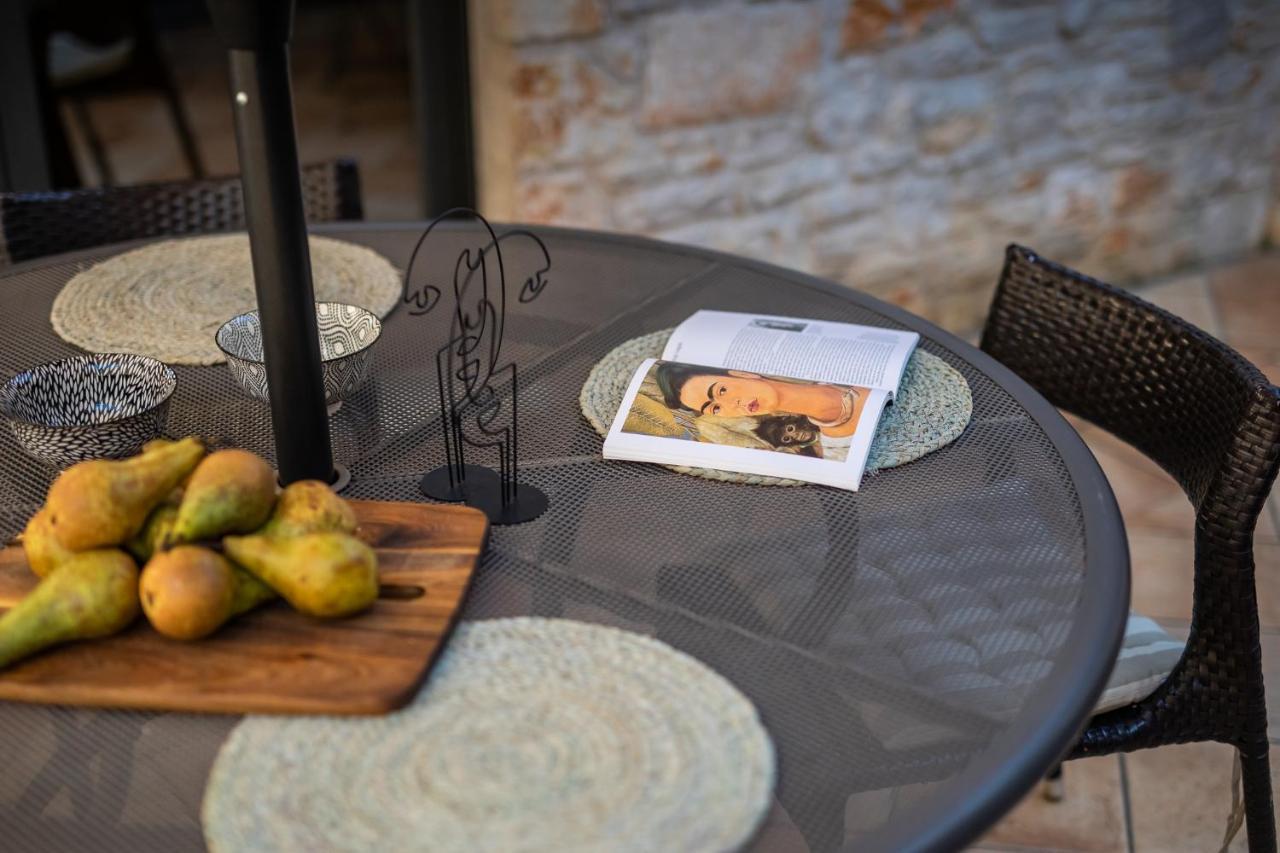 Grota Premium Apartment & Room Porec Esterno foto