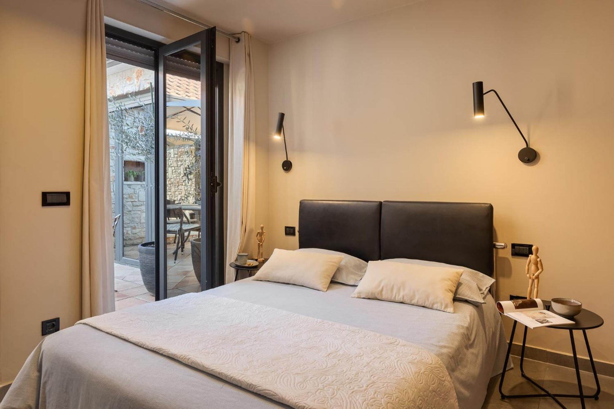 Grota Premium Apartment & Room Porec Esterno foto